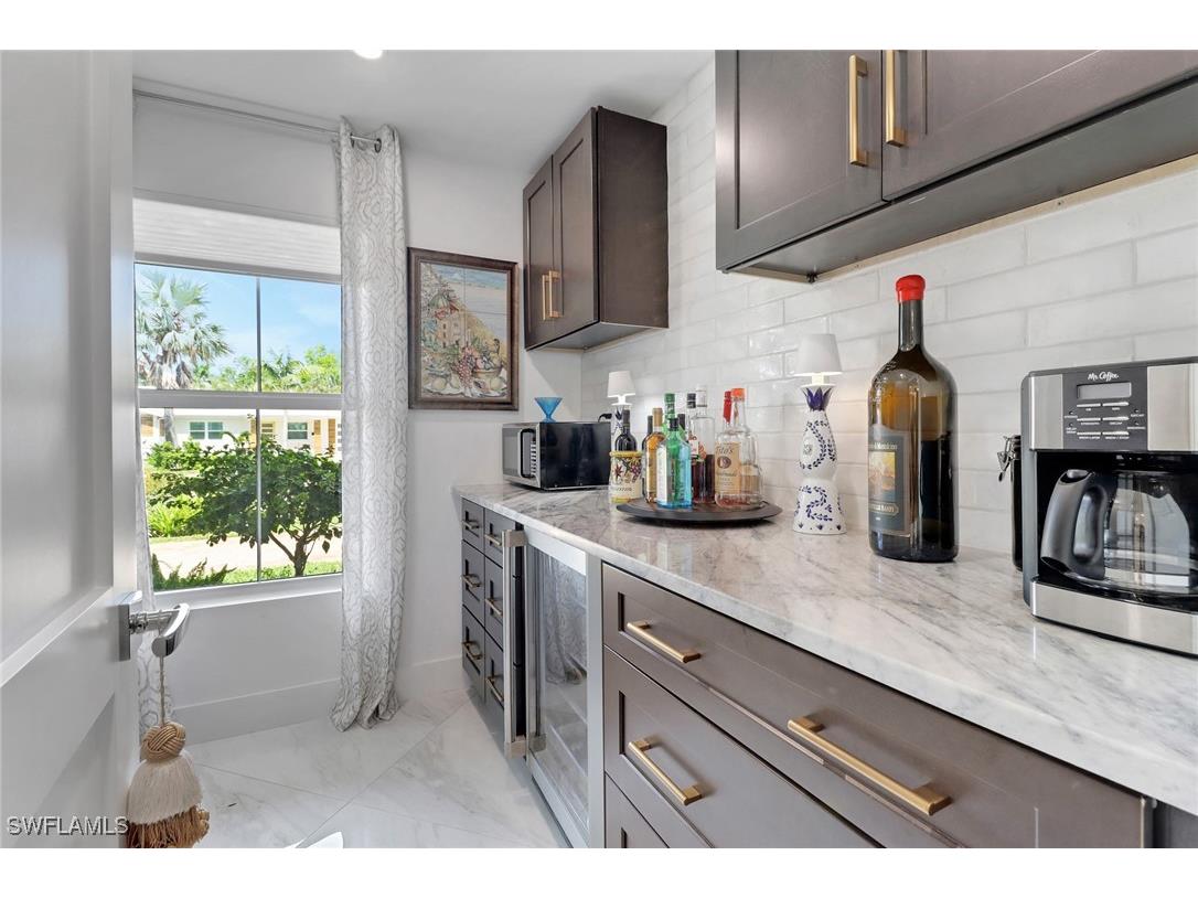 1262 10th Street N Naples FL 34102 225051513 image10