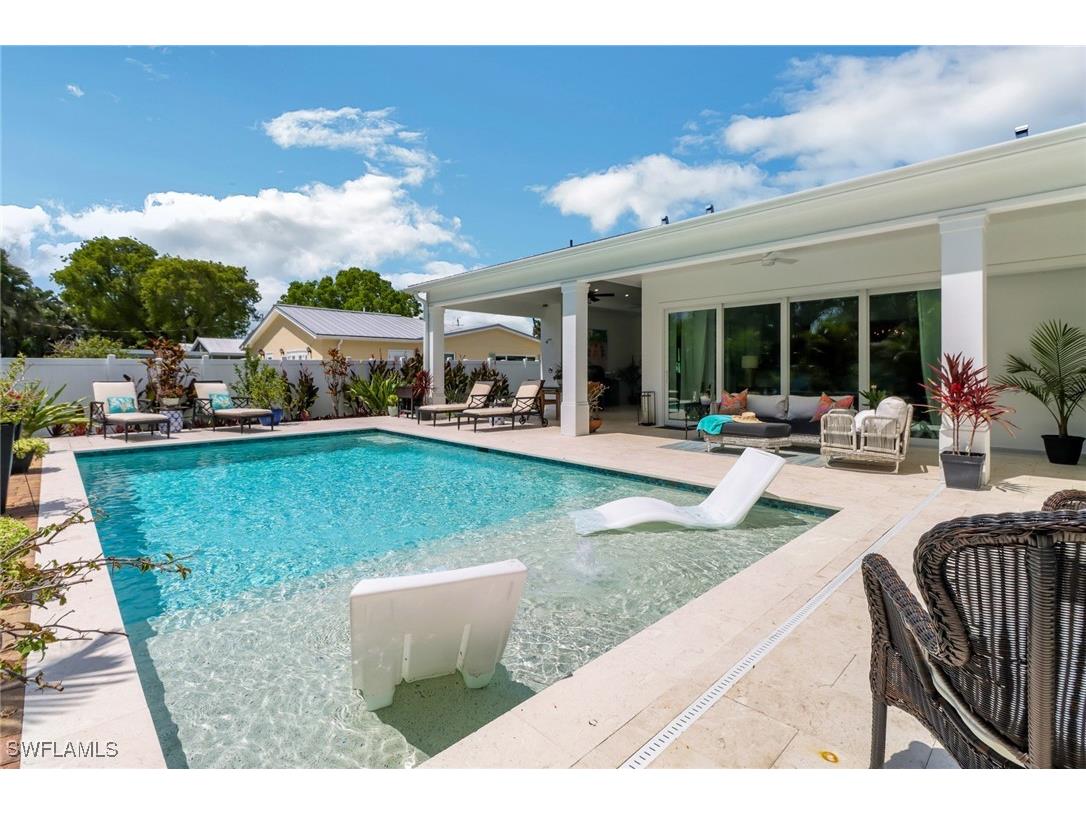 1262 10th Street N Naples FL 34102 225051513 image25