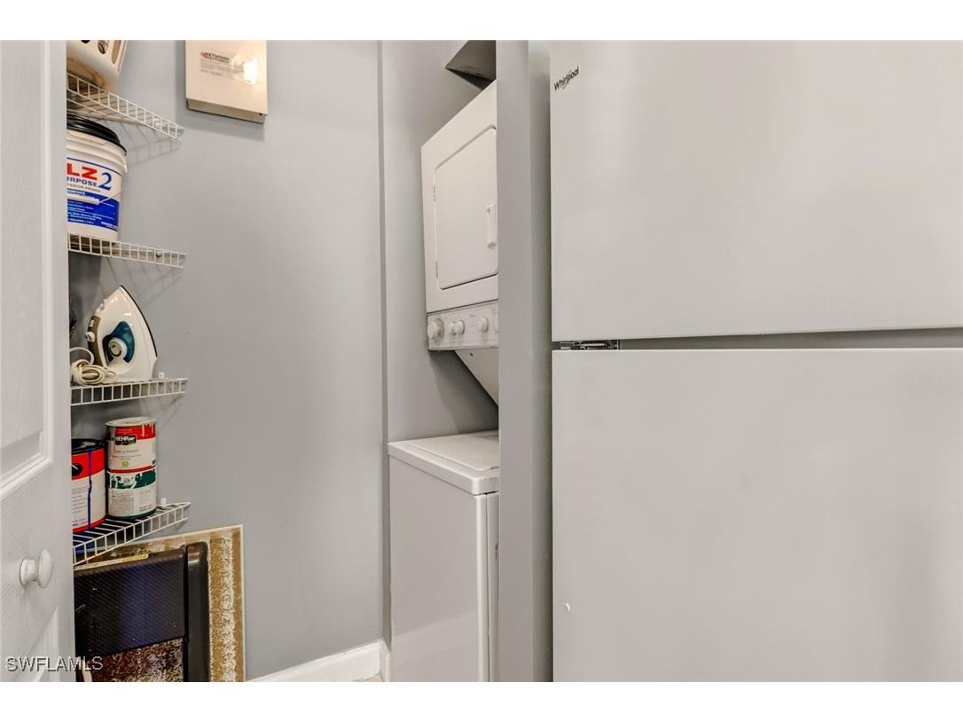 1265 Wildwood Lakes Boulevard #102 Naples FL 34104 225042819 image14