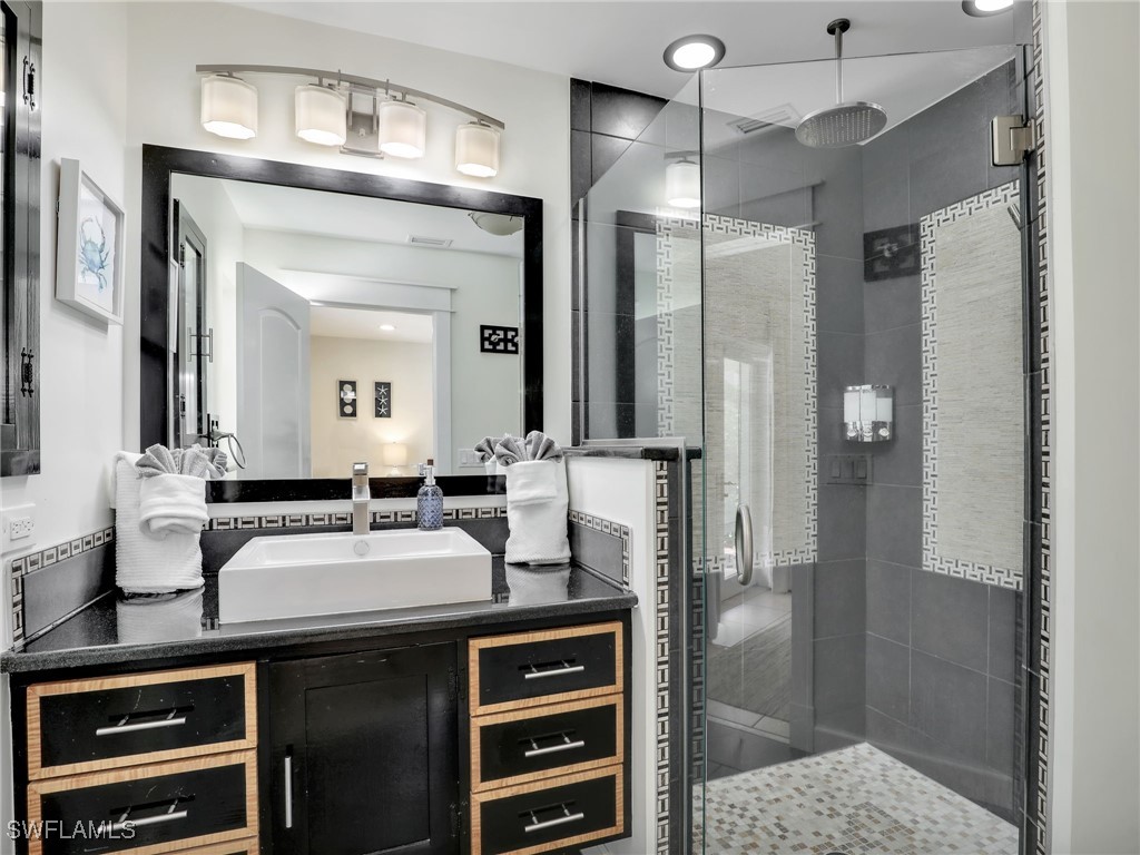 1268 Lake Shore Drive Naples FL 34103 225042405 image10