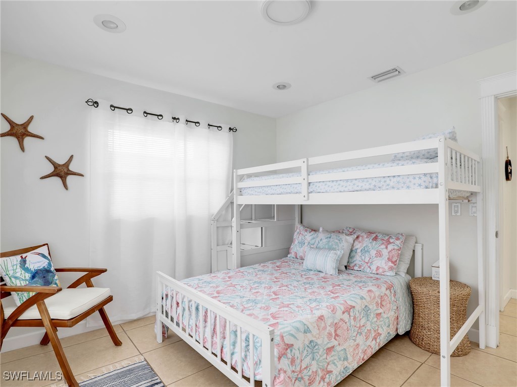 1268 Lake Shore Drive Naples FL 34103 225042405 image11