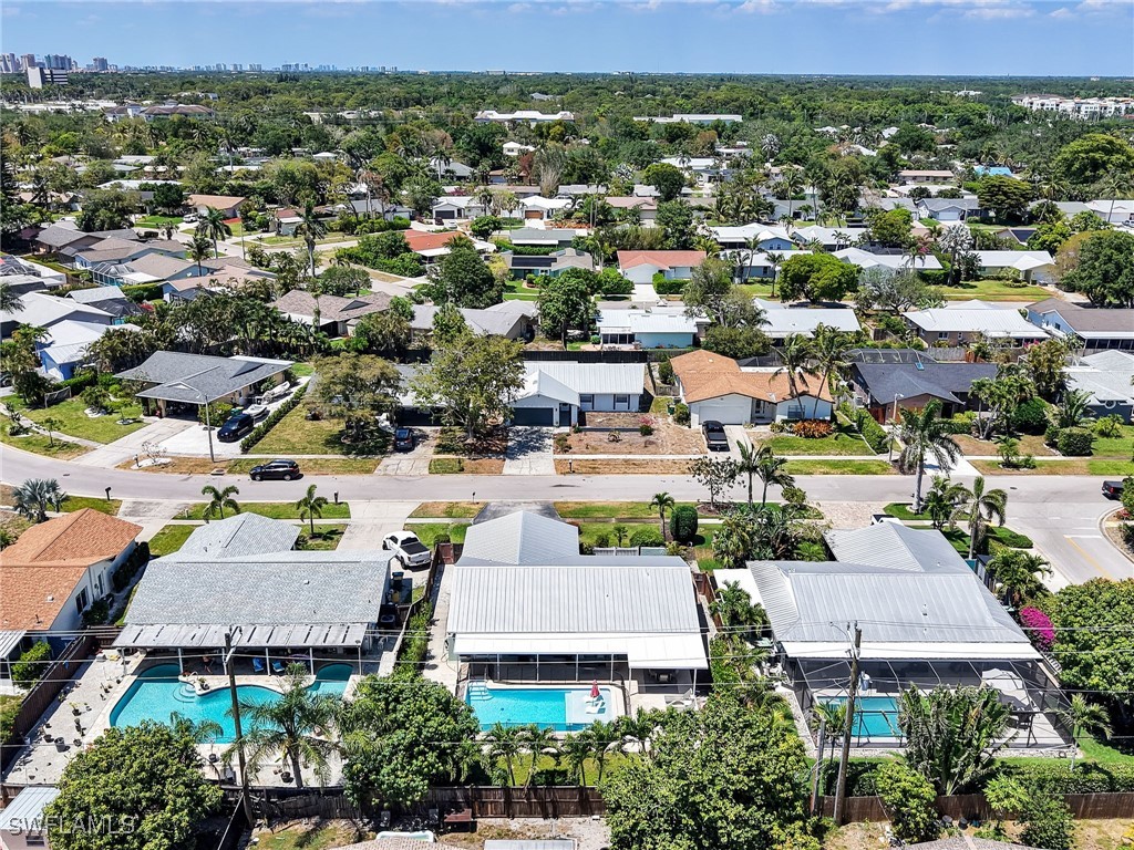 1268 Lake Shore Drive Naples FL 34103 225042405 image21