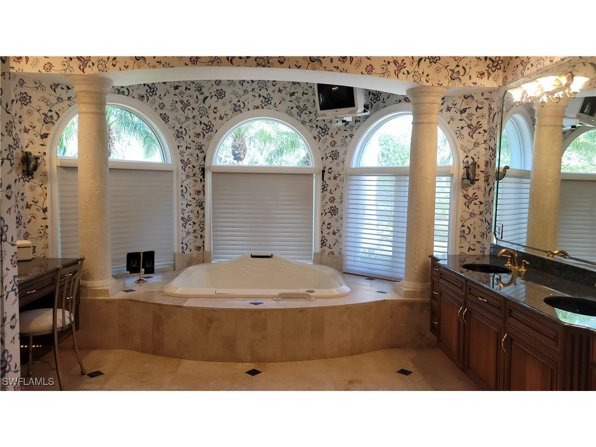 1269 Pocantico Lane Naples FL 34110 225019395 image11