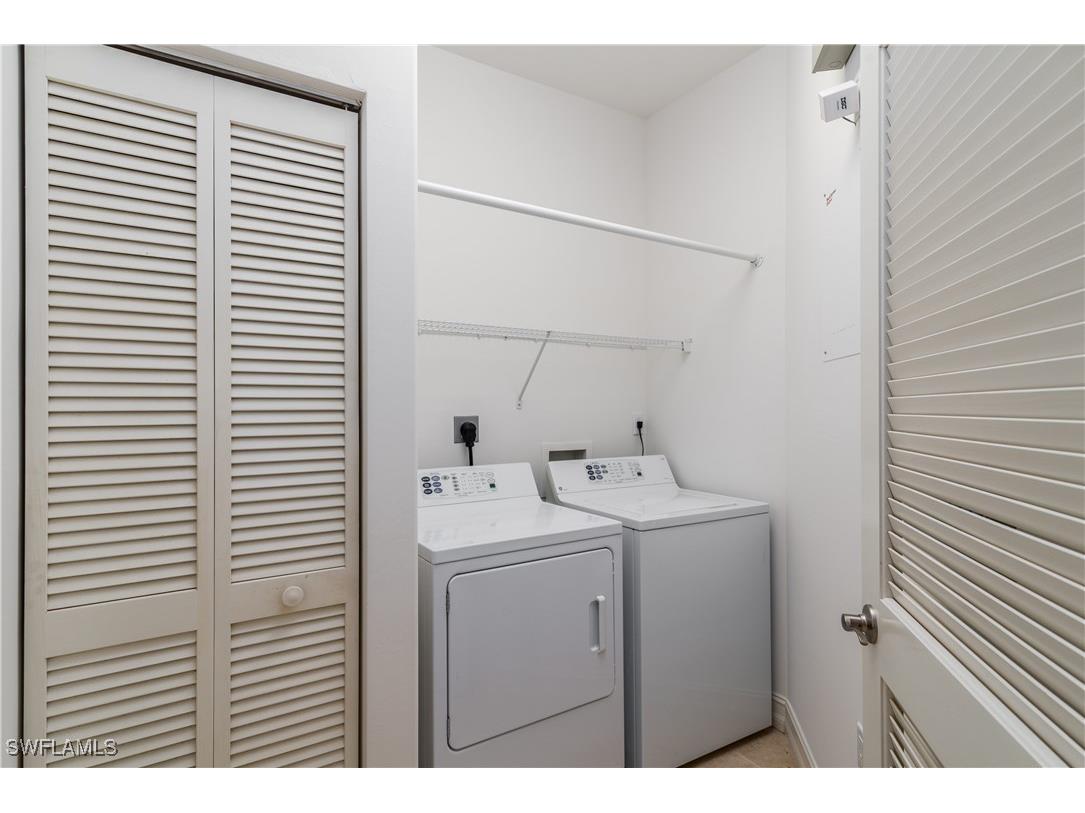 1272 Rialto Way #201 Naples FL 34114 225039528 image23