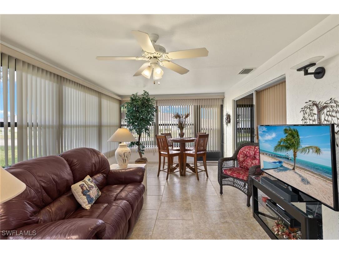1279 Hazeltine Drive Fort Myers FL 33919 225012006 image8