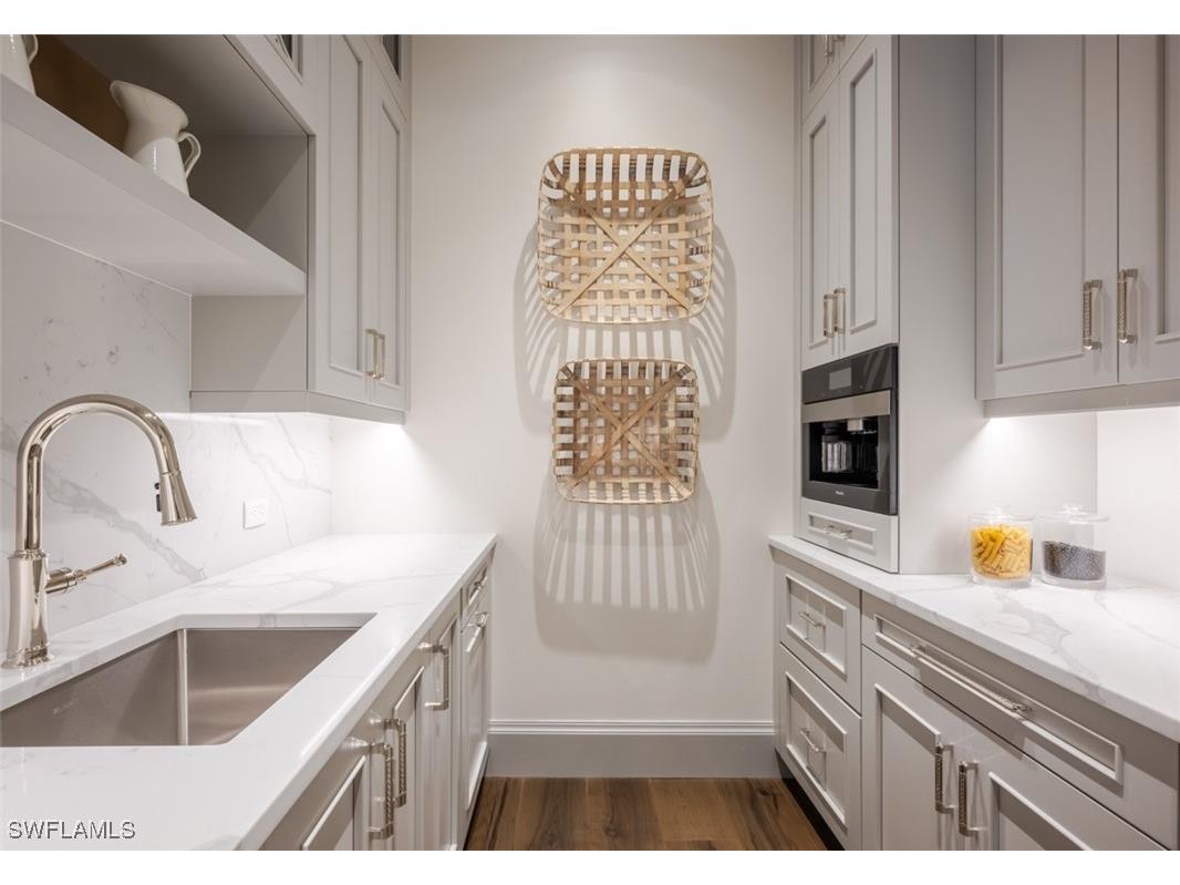 128 1st Avenue S Naples FL 34102 224012251 image13