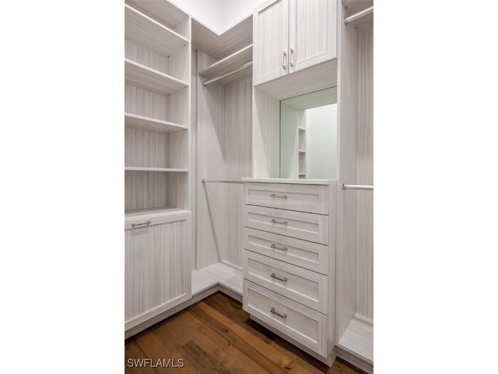 128 1st Avenue S Naples FL 34102 224012251 image20