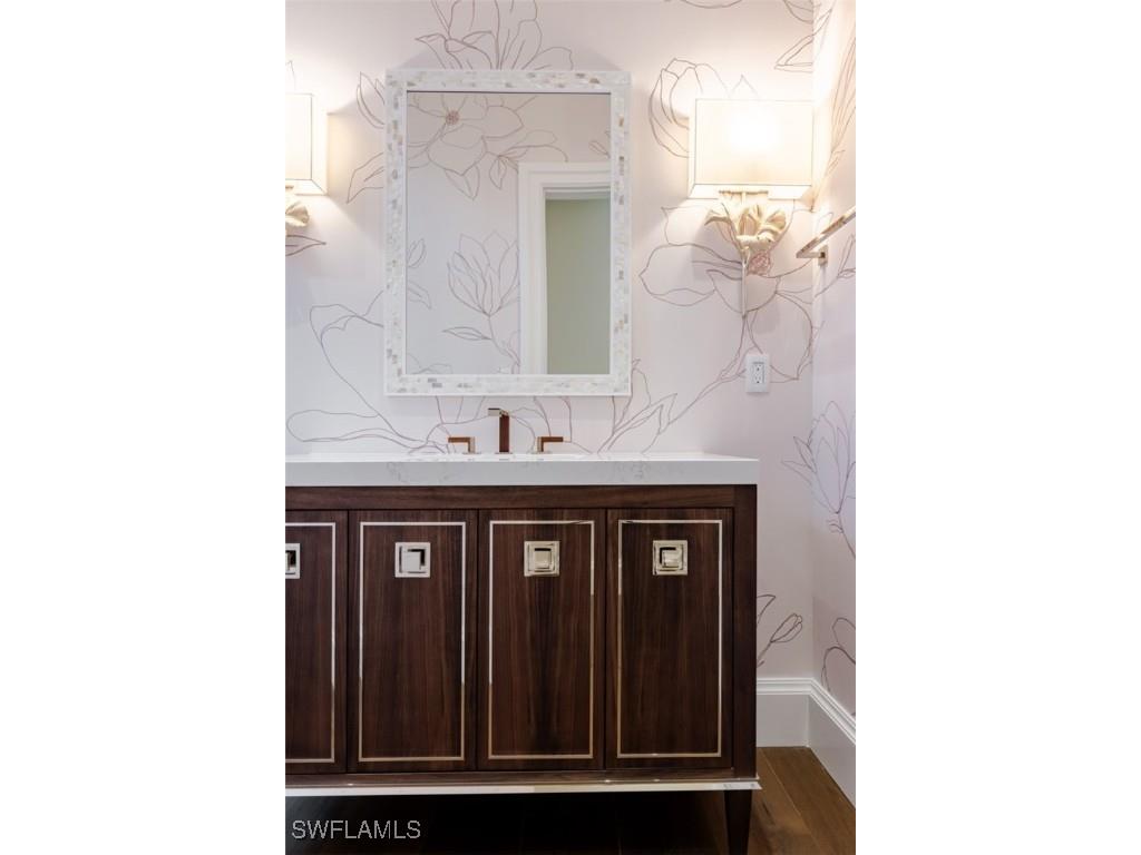 128 1st Avenue S Naples FL 34102 224012251 image23