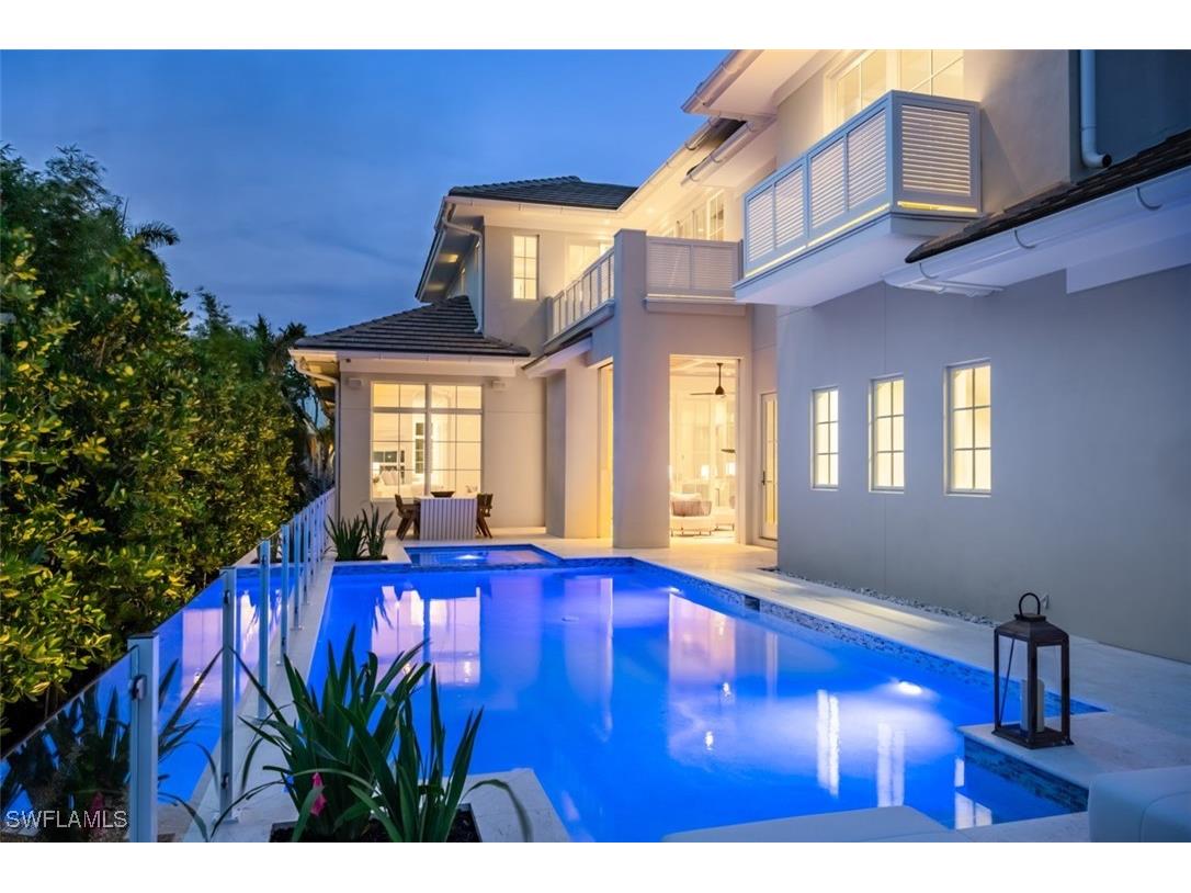 128 1st Avenue S Naples FL 34102 224012251 image3
