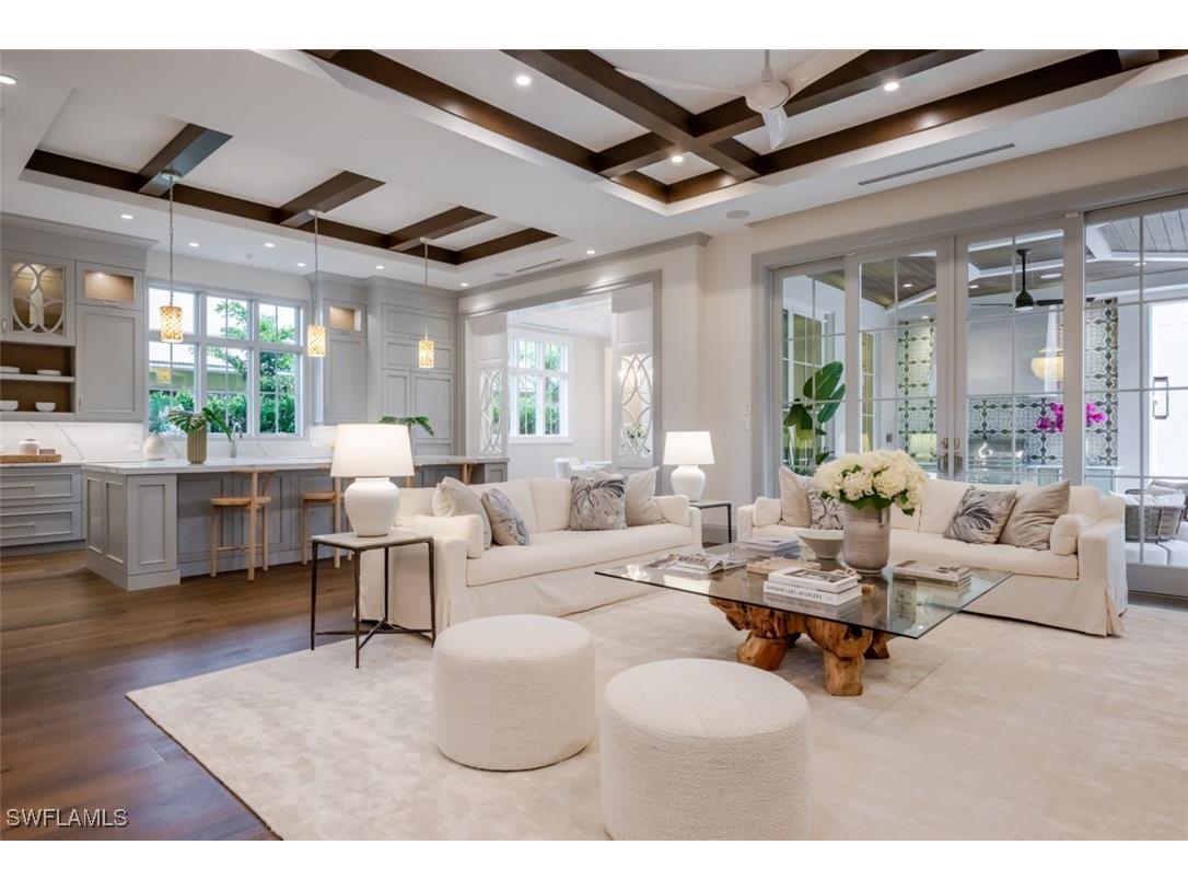 128 1st Avenue S Naples FL 34102 224012251 image5