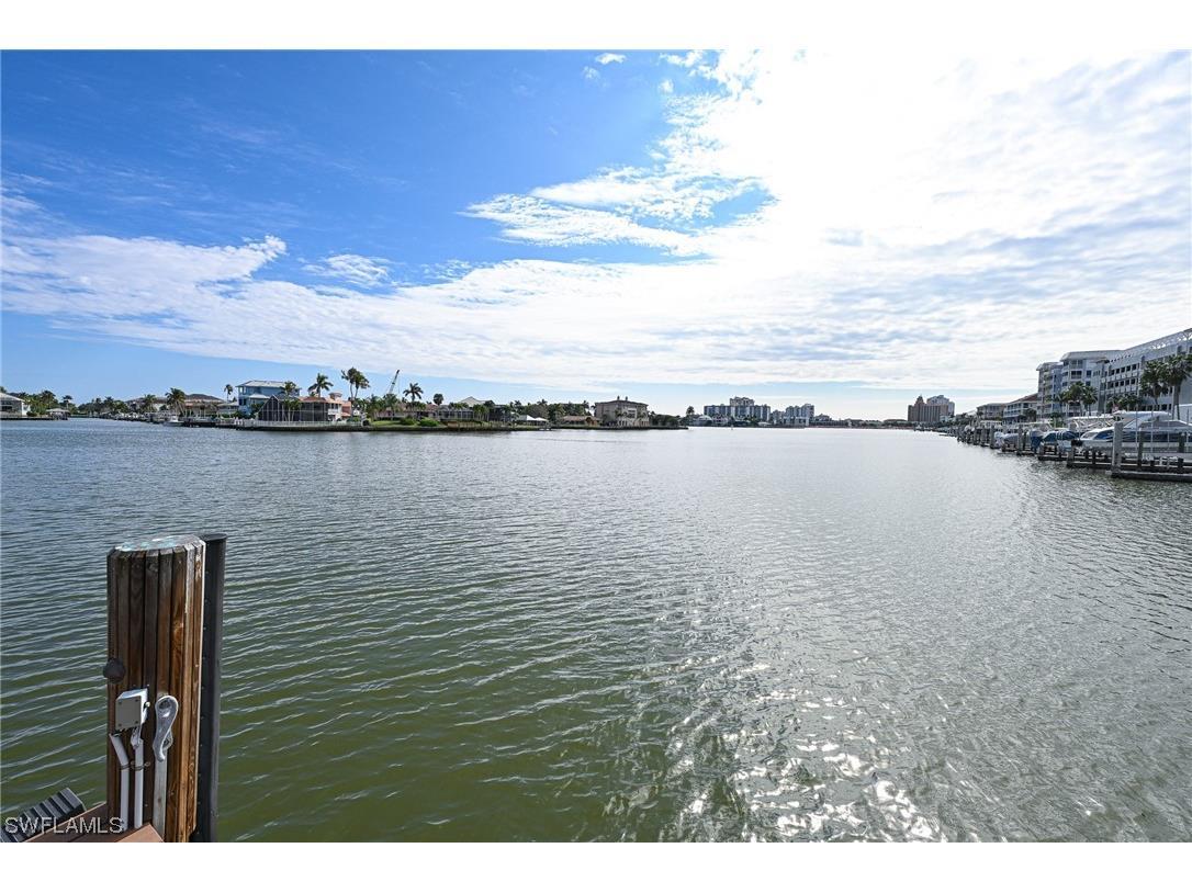 128 Bayview Avenue Naples FL 34108 224010409 image12