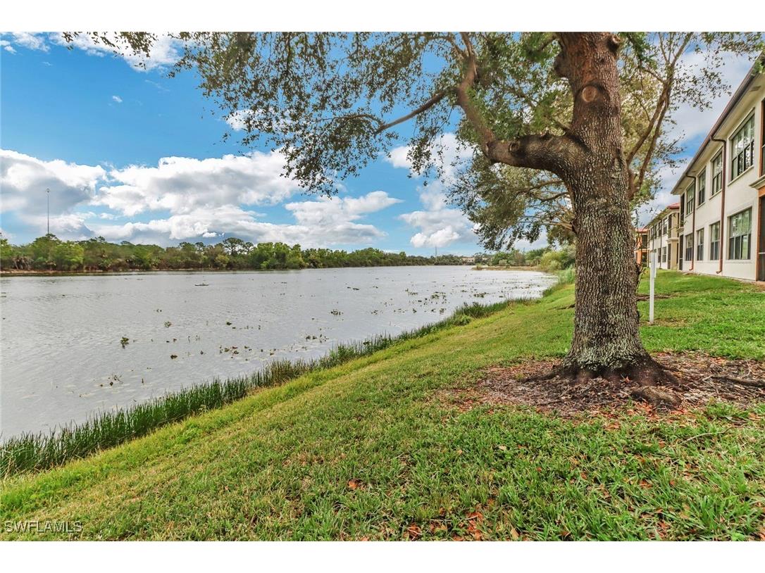 1296 Verde Drive #3 Naples FL 34105 225005882 image1