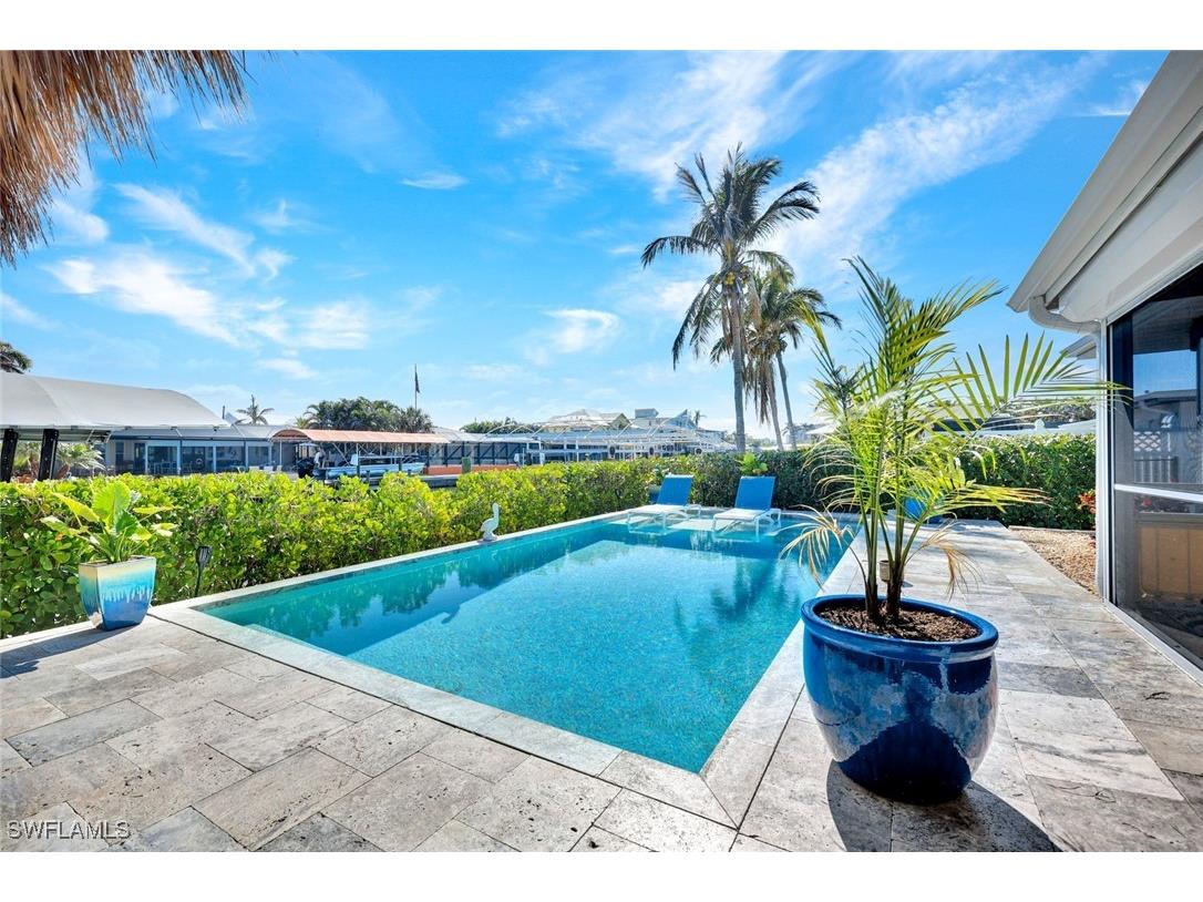 13 Sunview Boulevard Fort Myers Beach FL 33931 225023016 image1