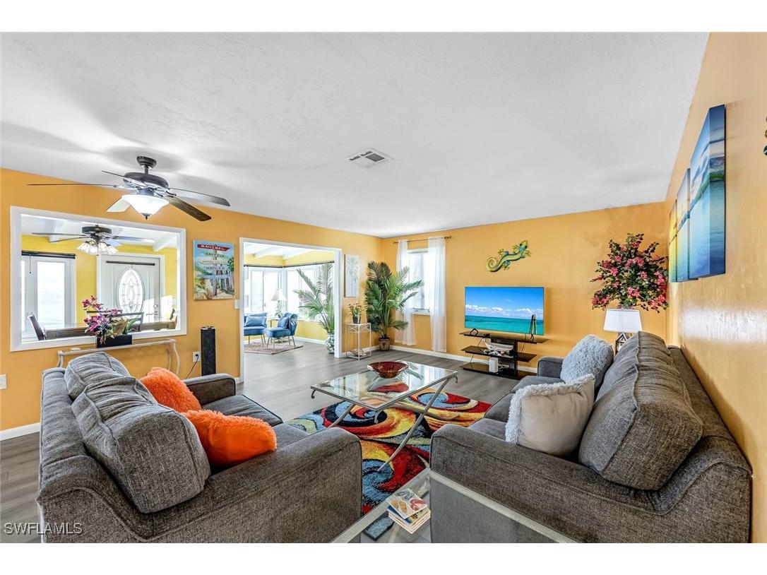 130 Palermo Circle Fort Myers Beach FL 33931 224094262 image6