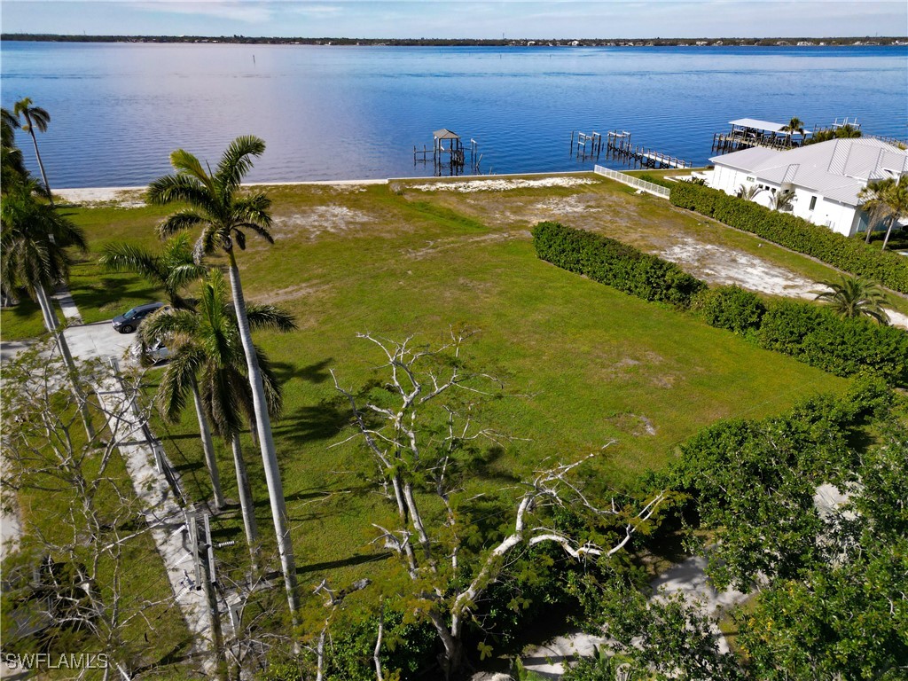 1301 Poinciana Avenue Fort Myers FL 33901 225018708 image18