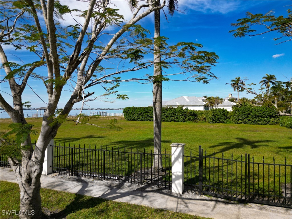 1301 Poinciana Avenue Fort Myers FL 33901 225018708 image19