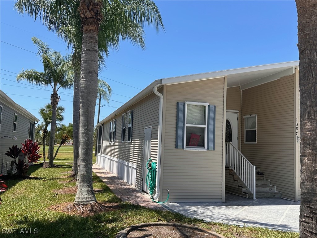 1307 Silver Lakes Boulevard Naples FL 34114 225053162 image2