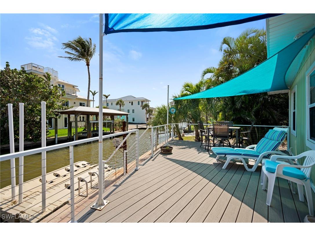 131 Falkirk Street Fort Myers Beach FL 33931 224089522 image27