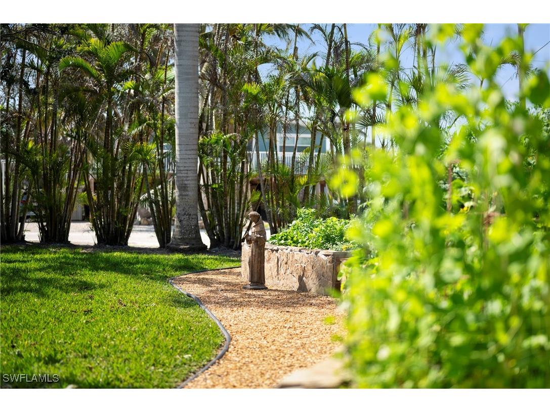 131 Falkirk Street Fort Myers Beach FL 33931 224089522 image8