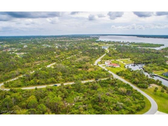 1310 Braklet Terrace Port Charlotte FL 33953 225030711 image4