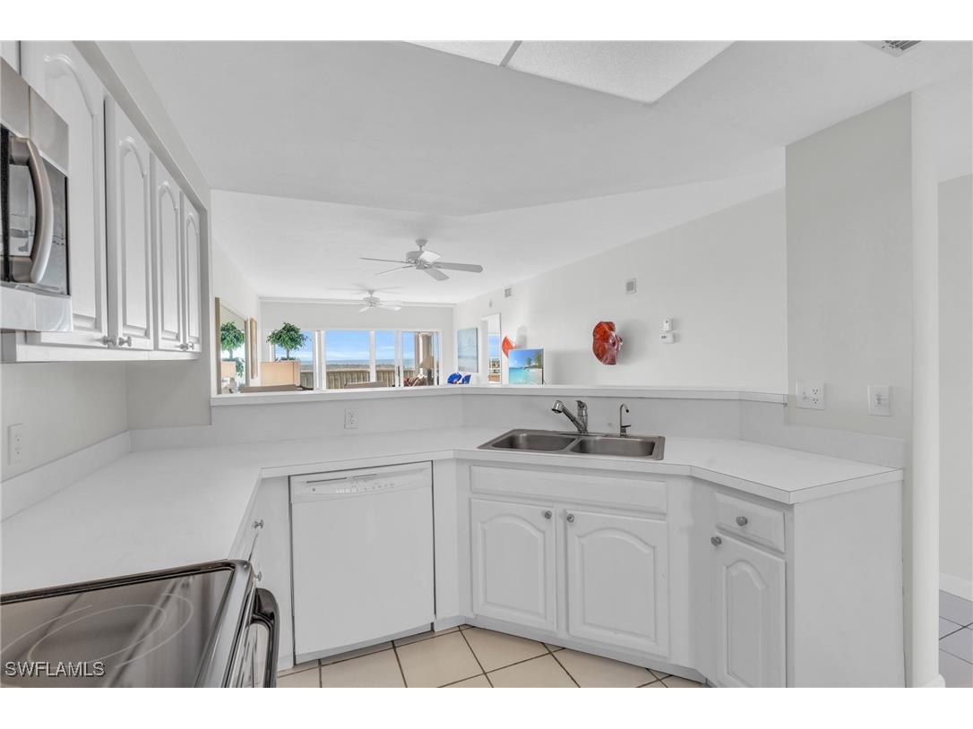 13105 Vanderbilt Drive #802 Naples FL 34110 224097344 image12