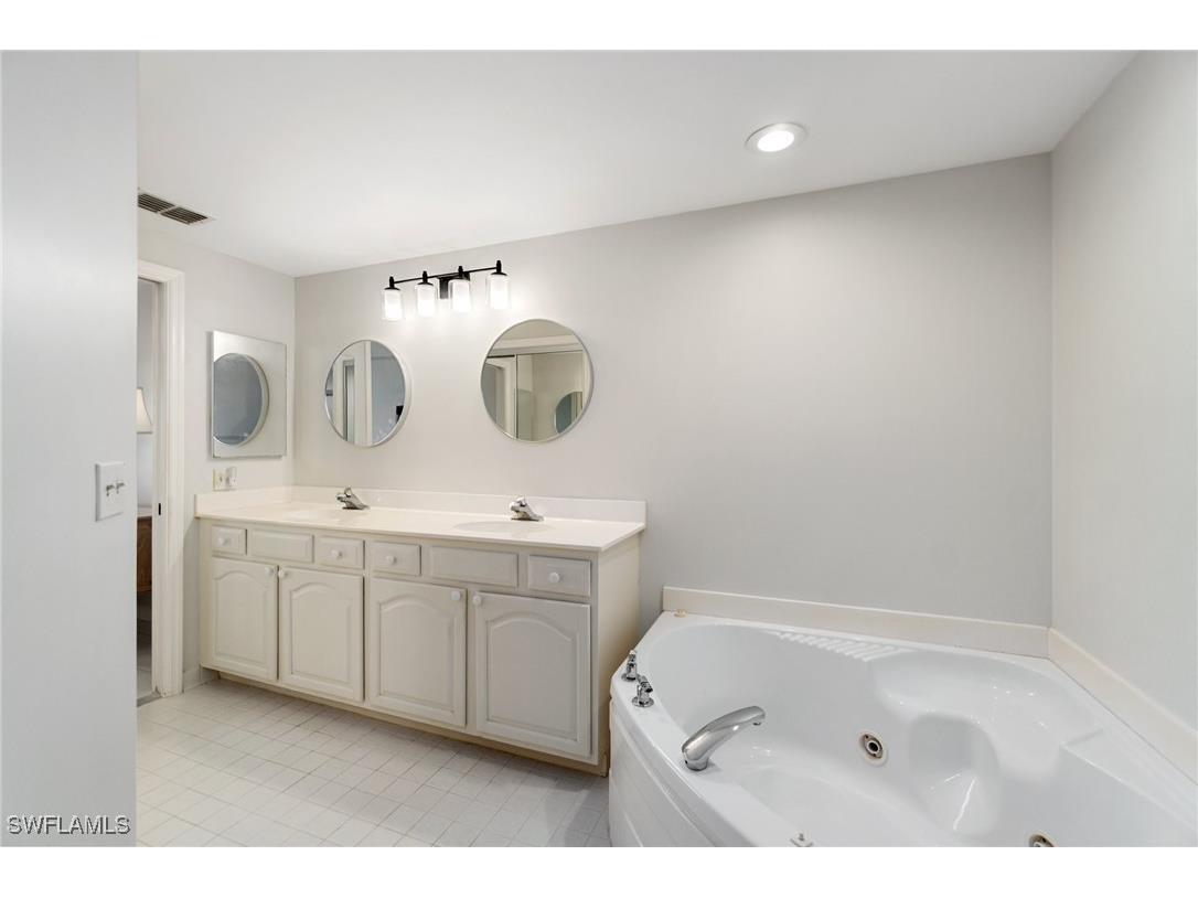 13105 Vanderbilt Drive #802 Naples FL 34110 224097344 image16