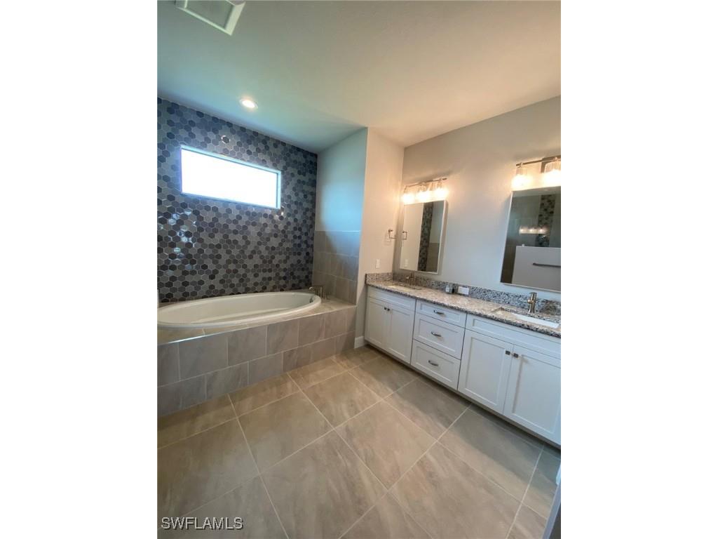 1319 NW 40th Place Cape Coral FL 33993 225030501 image19