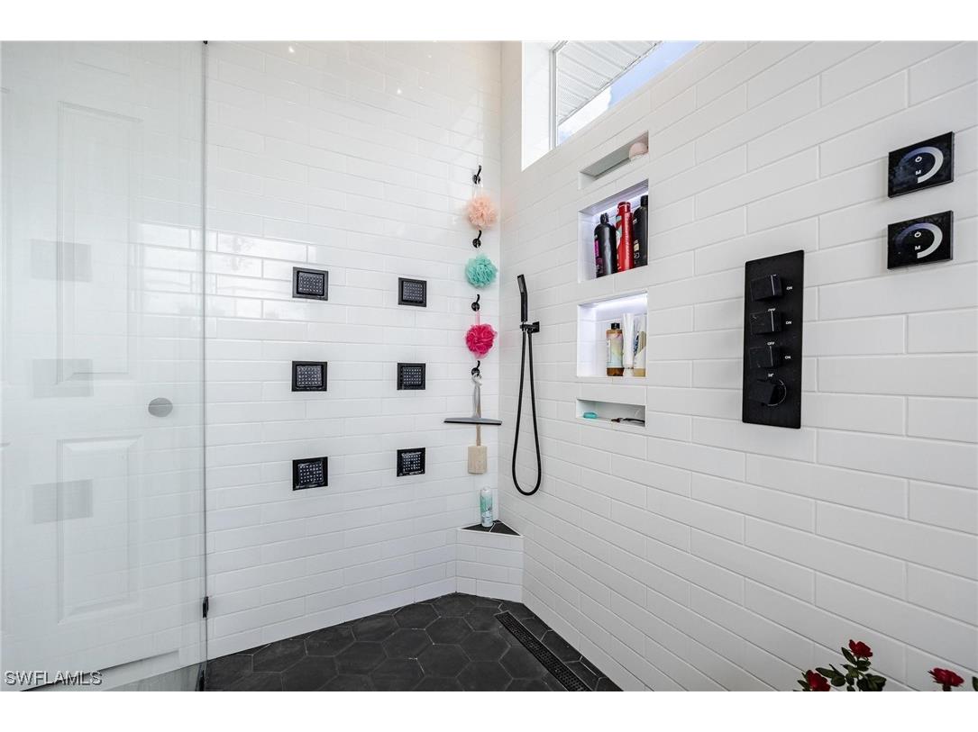 1323 Frontier Circle Labelle FL 33935 223037212 image29