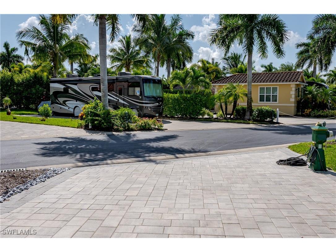 13453 Ladyfish Lane Naples FL 34114 224064291 image12