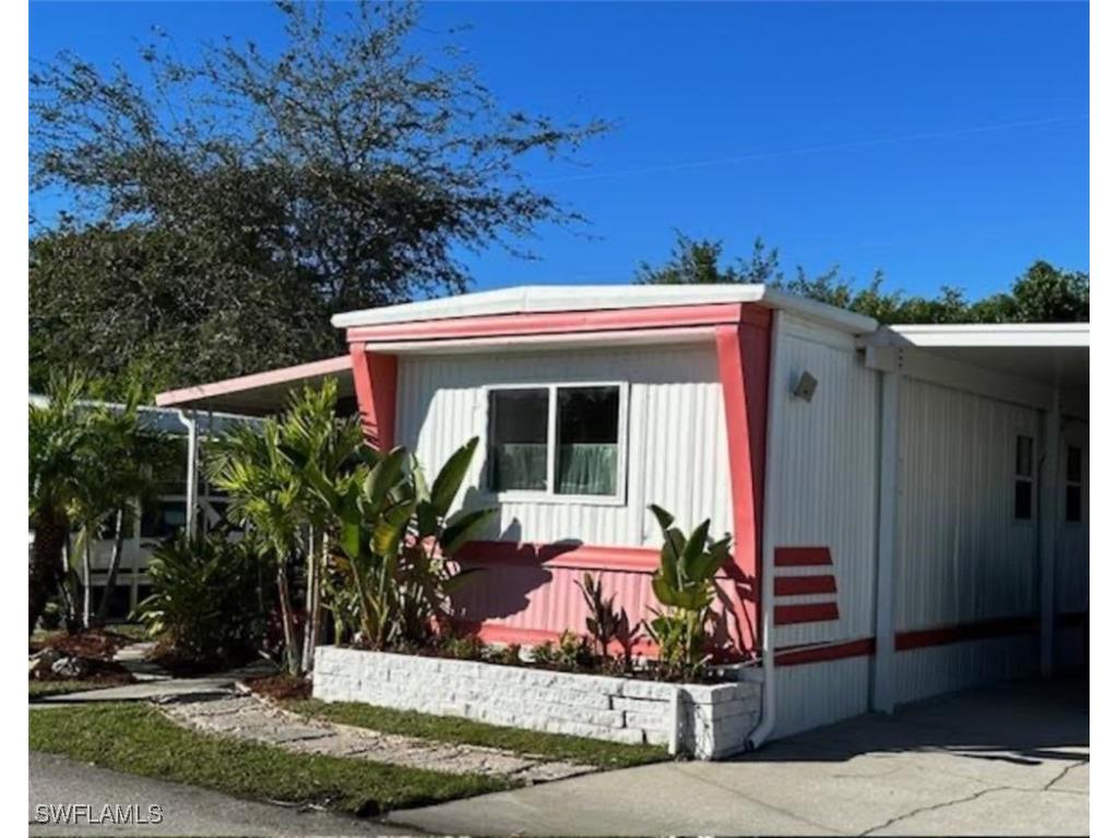 135 Moorhead Manor #135 Naples FL 34112 224103485 image1