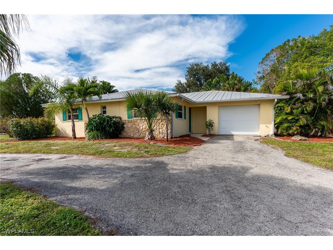 1351 Harbor View Drive North Fort Myers FL 33917 223088951 image1