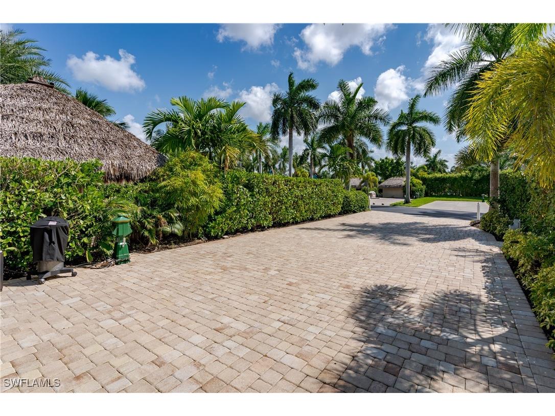 13565 Snapper Lane Naples FL 34114 224062512 image8