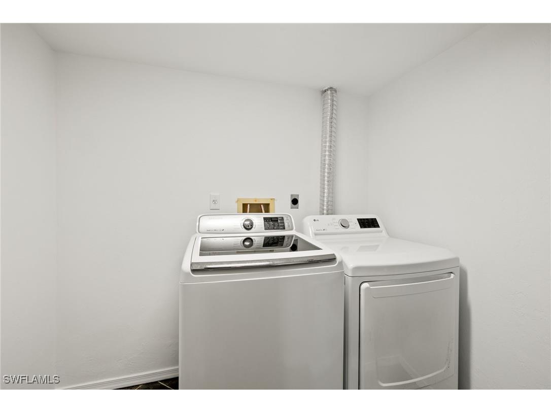 136 Cypress Way E #507 Naples FL 34110 225006921 image20