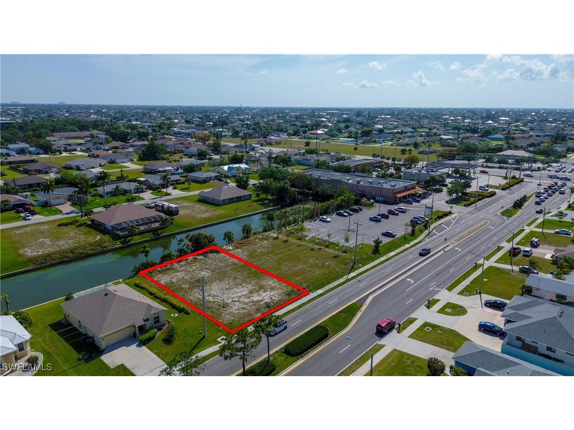 136 Nicholas Parkway E Cape Coral FL 33990 225054894 image4