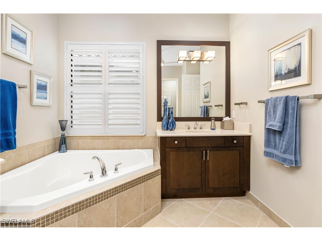 13628 Mandarin Circle Naples FL 34109 225008907 image27