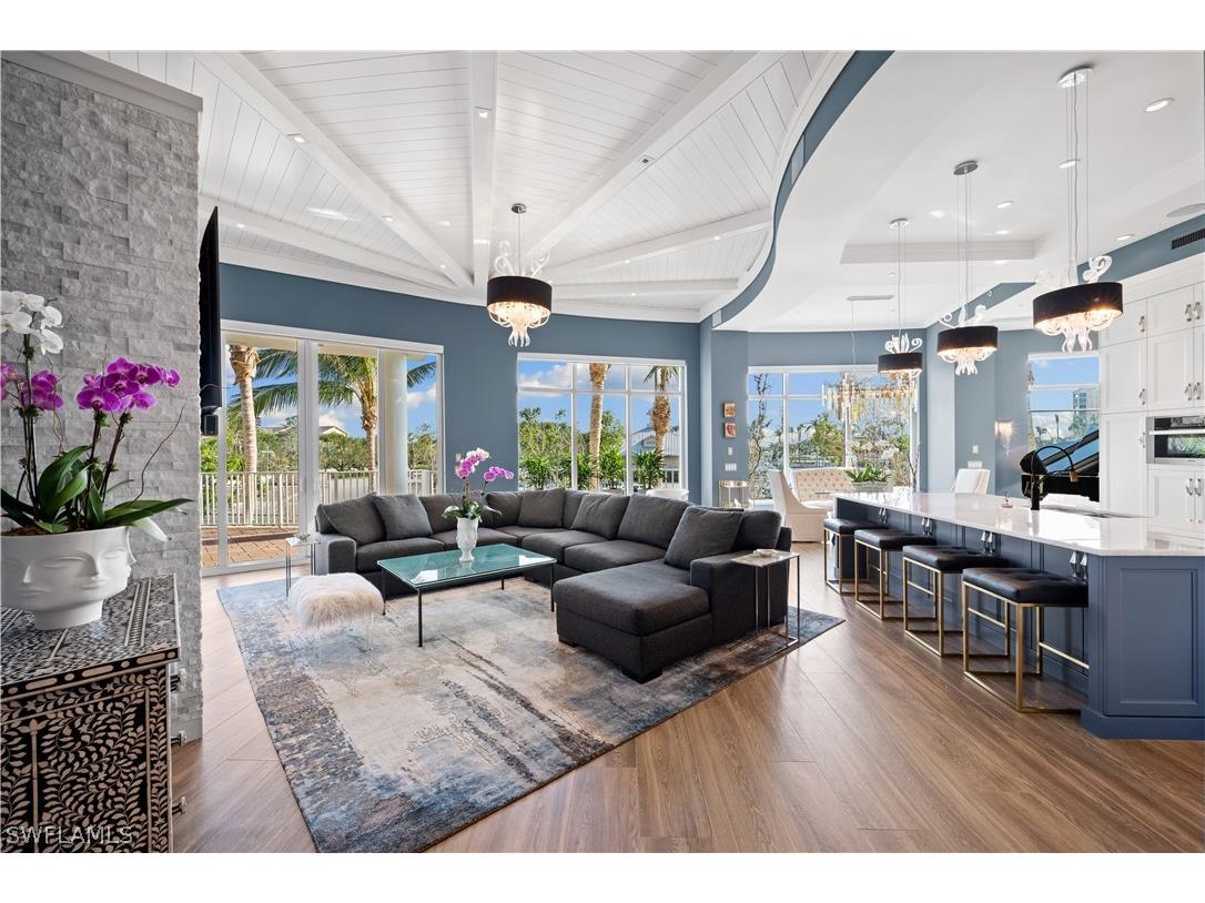 13665 Vanderbilt Drive #201 Naples FL 34110 223006291 image1