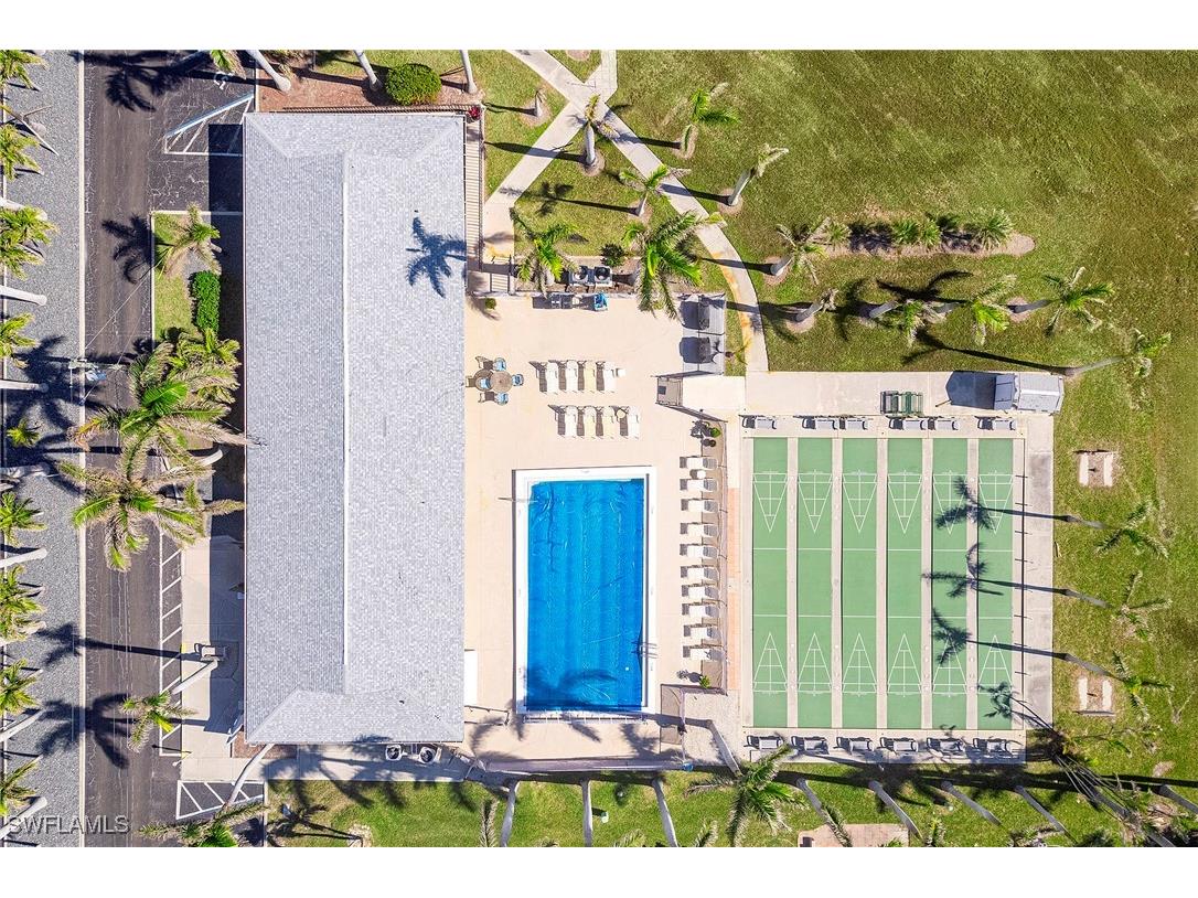 137 Garcia Way Fort Myers Beach FL 33931 225011104 image4