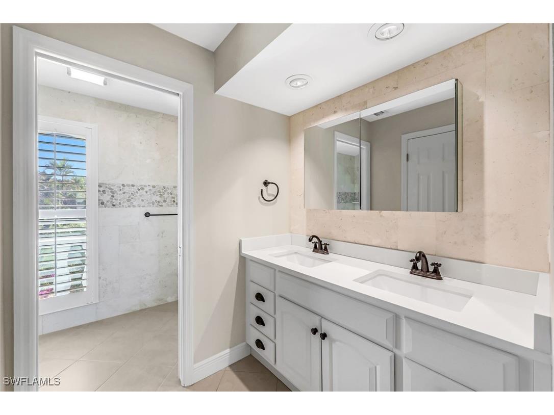 13750 Mcgregor Boulevard Fort Myers FL 33919 224095625 image12