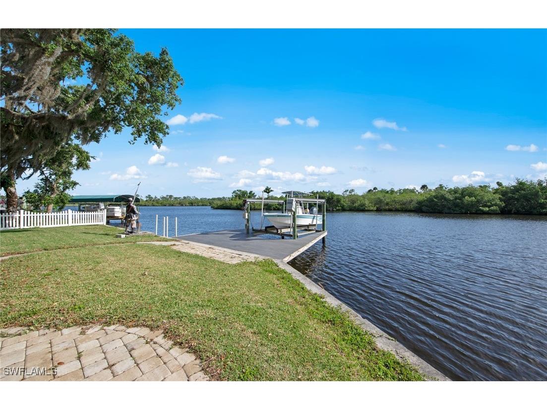 13782 River Forest Drive Fort Myers FL 33905 224073238 image1