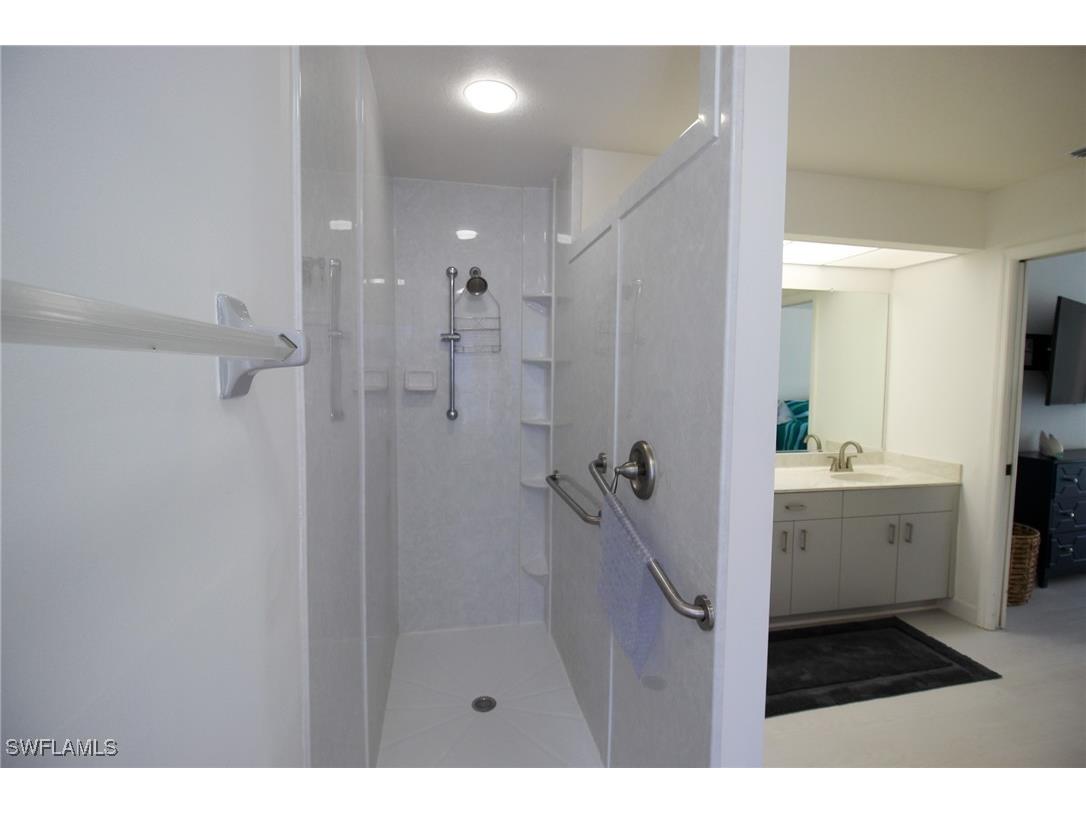 138 SE 20th Street Cape Coral FL 33990 225004727 image9