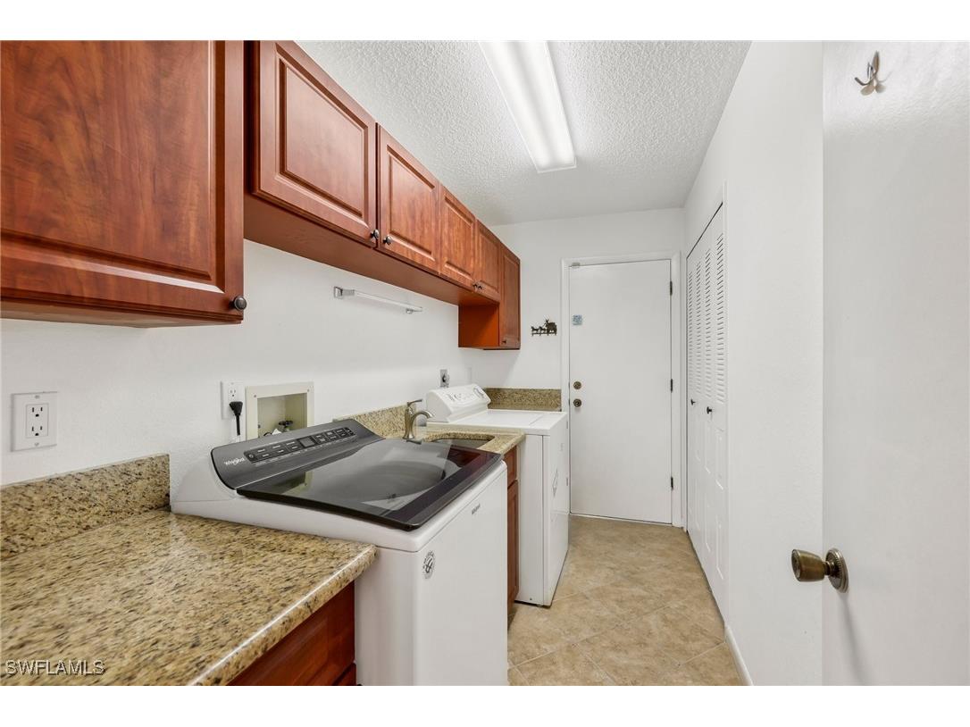 1381 N Brandywine Circle Fort Myers FL 33919 225000250 image31