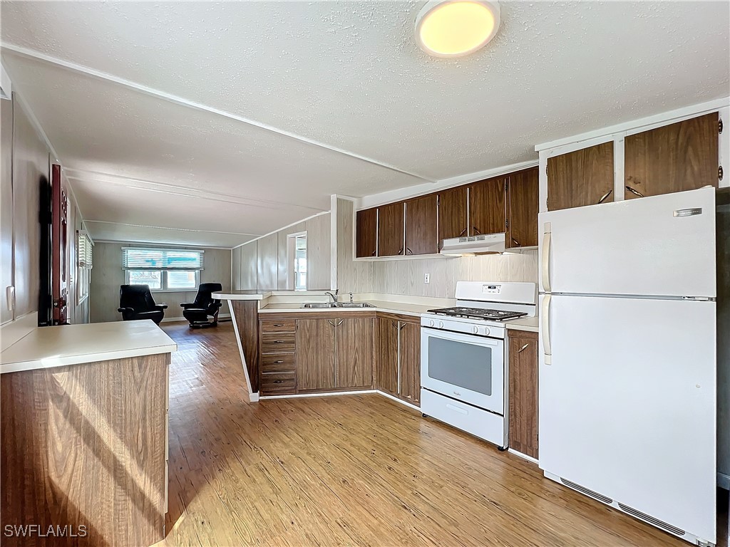 139 Gaslight Avenue North Fort Myers FL 33917 225028907 image15