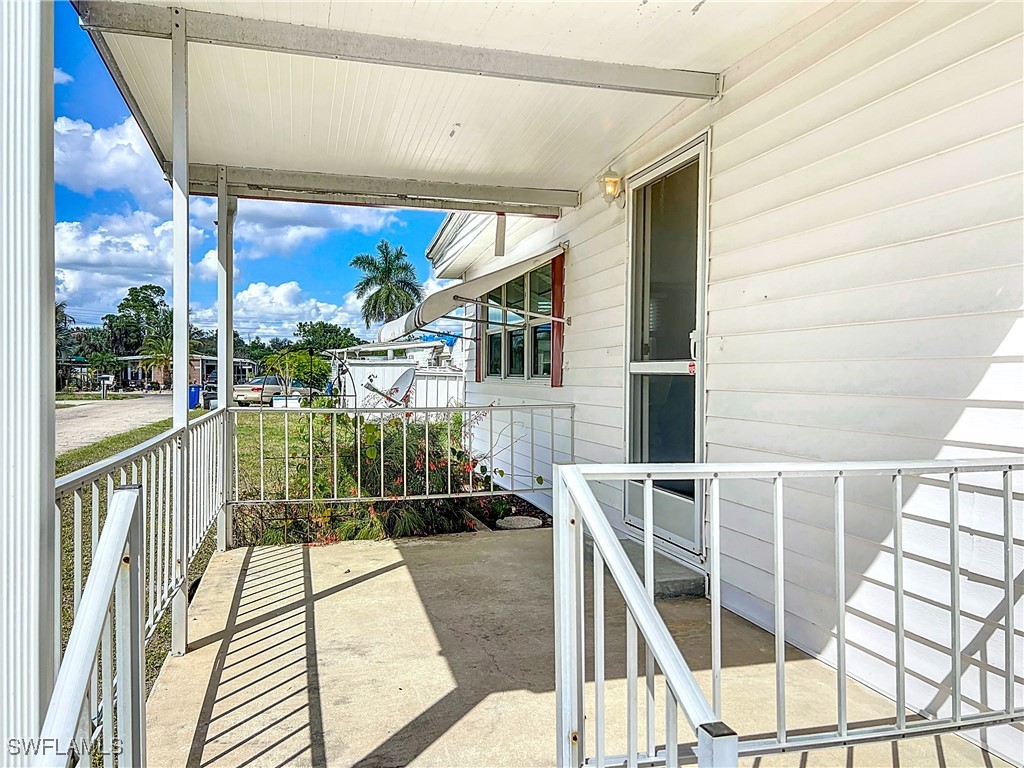 139 Gaslight Avenue North Fort Myers FL 33917 225028907 image5
