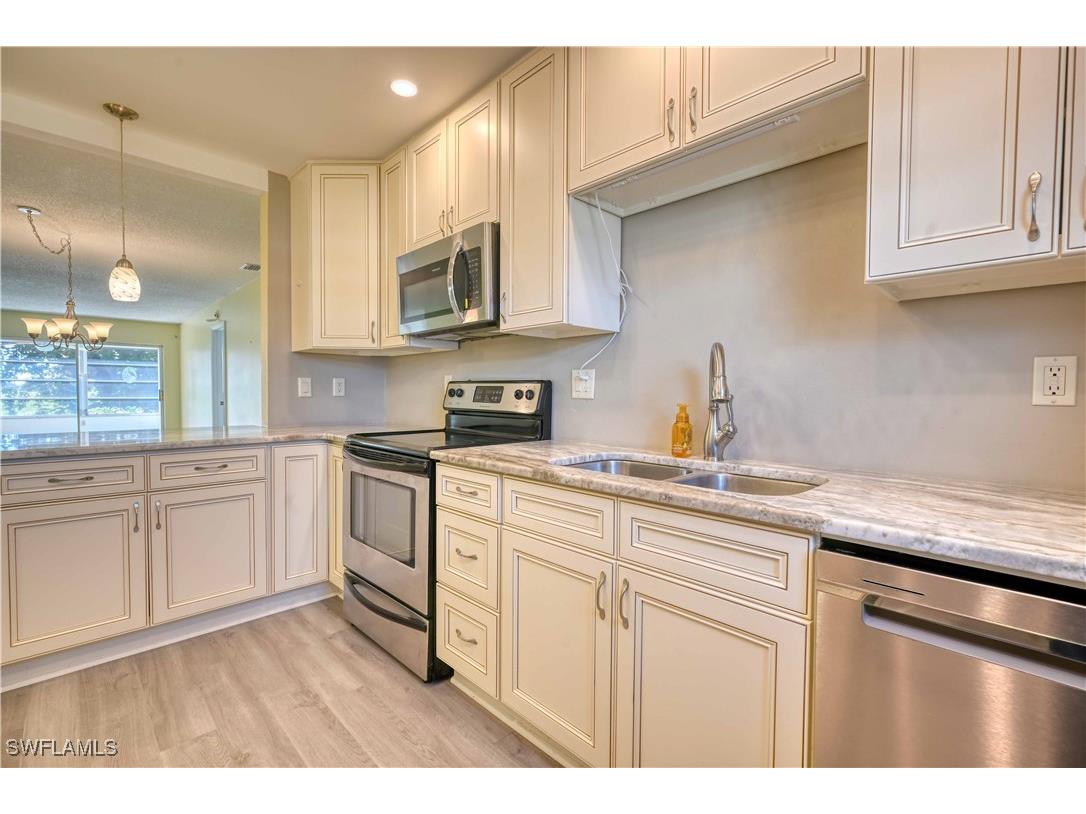 1398 Myerlee Country Club Boulevard Fort Myers FL 33919 225008041 image3