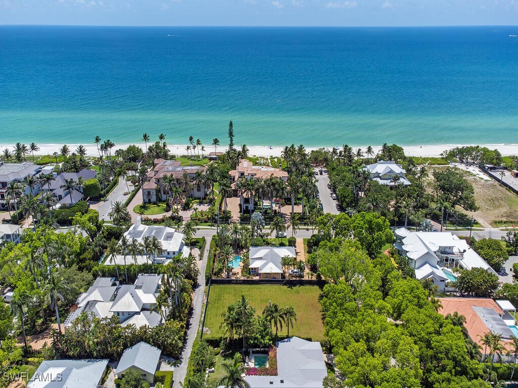 140 2nd Avenue N Naples FL 34102 225052605 image2
