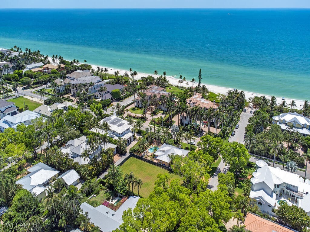 140 2nd Avenue N Naples FL 34102 225052605 image6