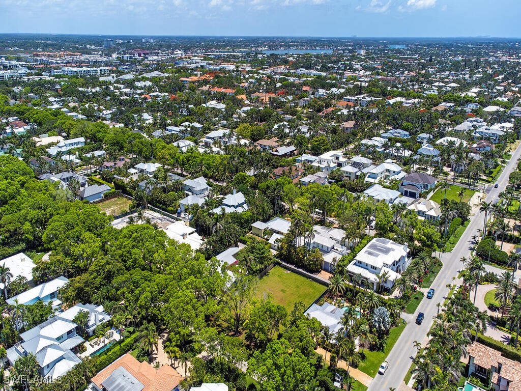 140 2nd Avenue N Naples FL 34102 225052605 image9