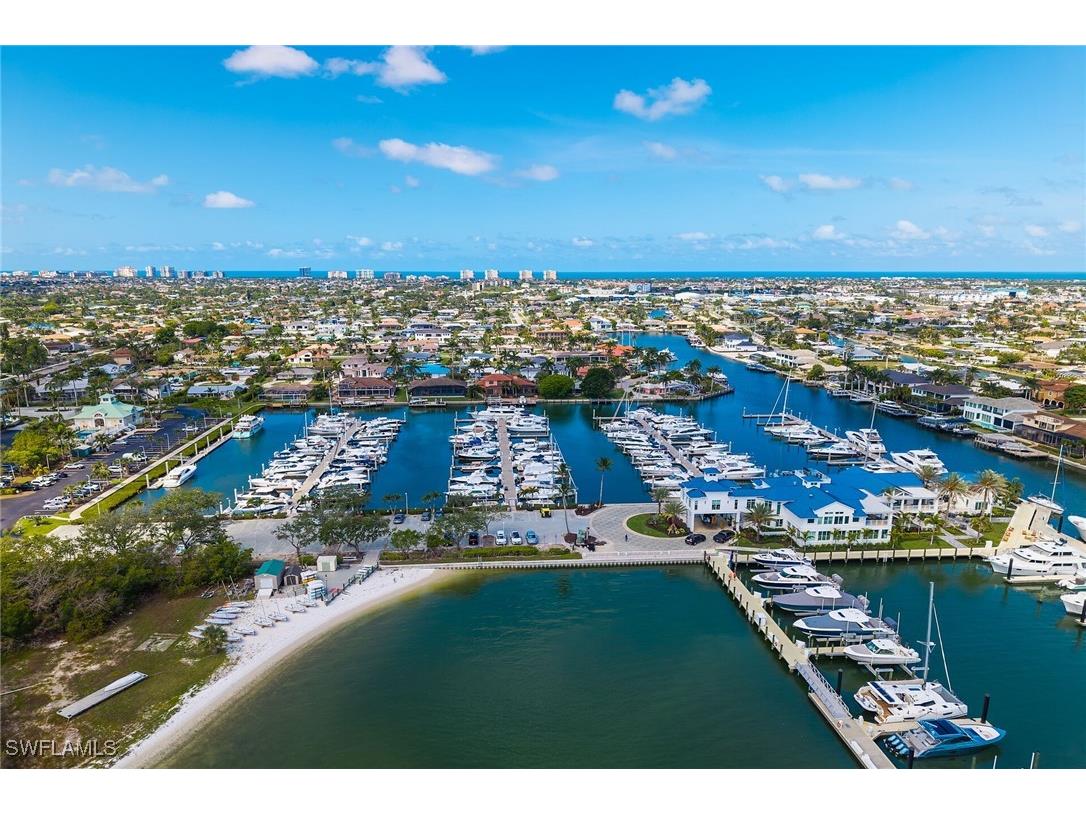 1402 N Collier Boulevard Marco Island FL 34145 225049708 image10