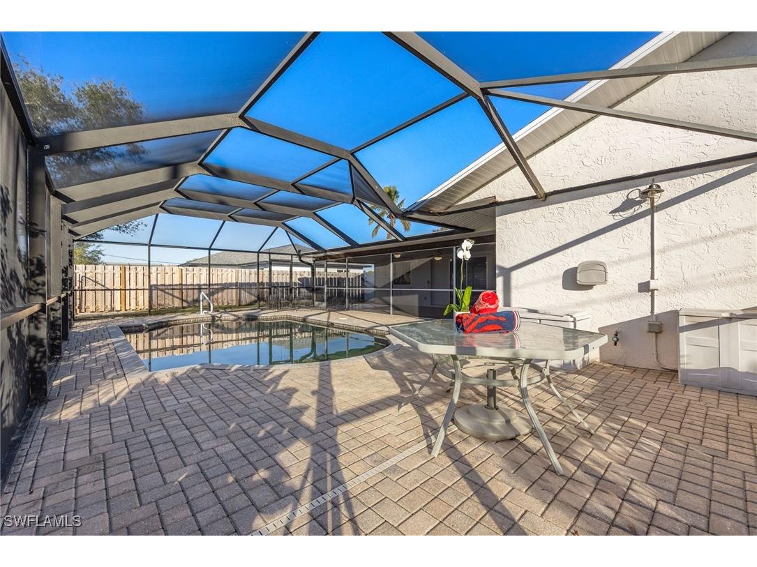 1404 SE 22nd Terrace Cape Coral FL 33990 225010252 image3