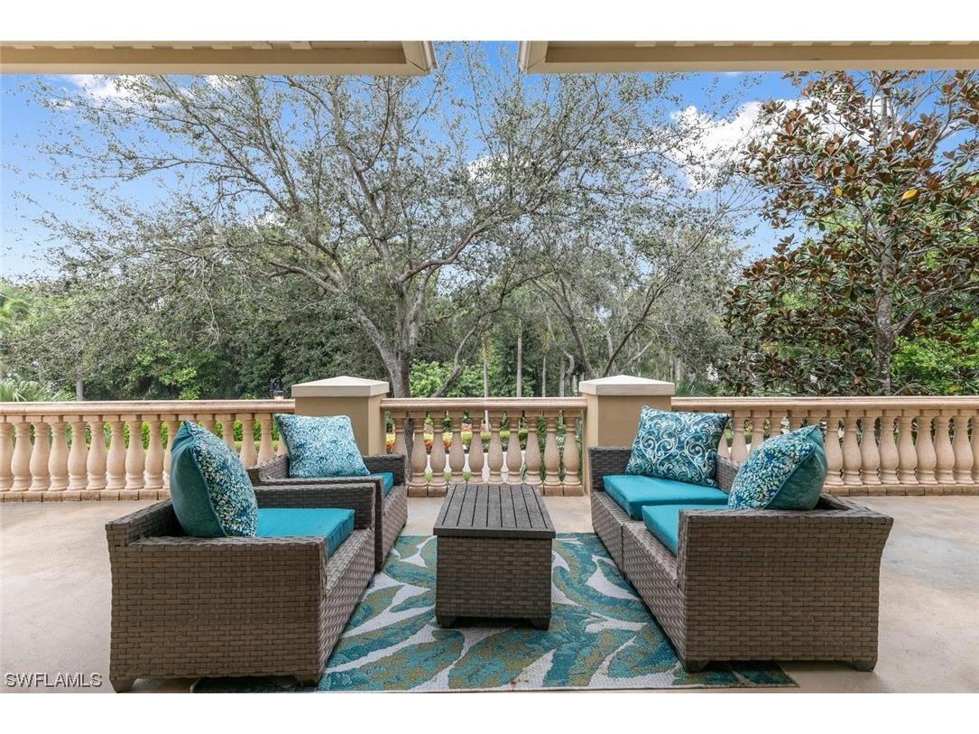 1408 Hemingway Place, Naples, FL, 34103 MLS 223094242 Edina Realty